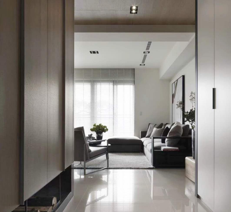 120平現(xiàn)代極簡(jiǎn)客廳無主燈裝修風(fēng)格